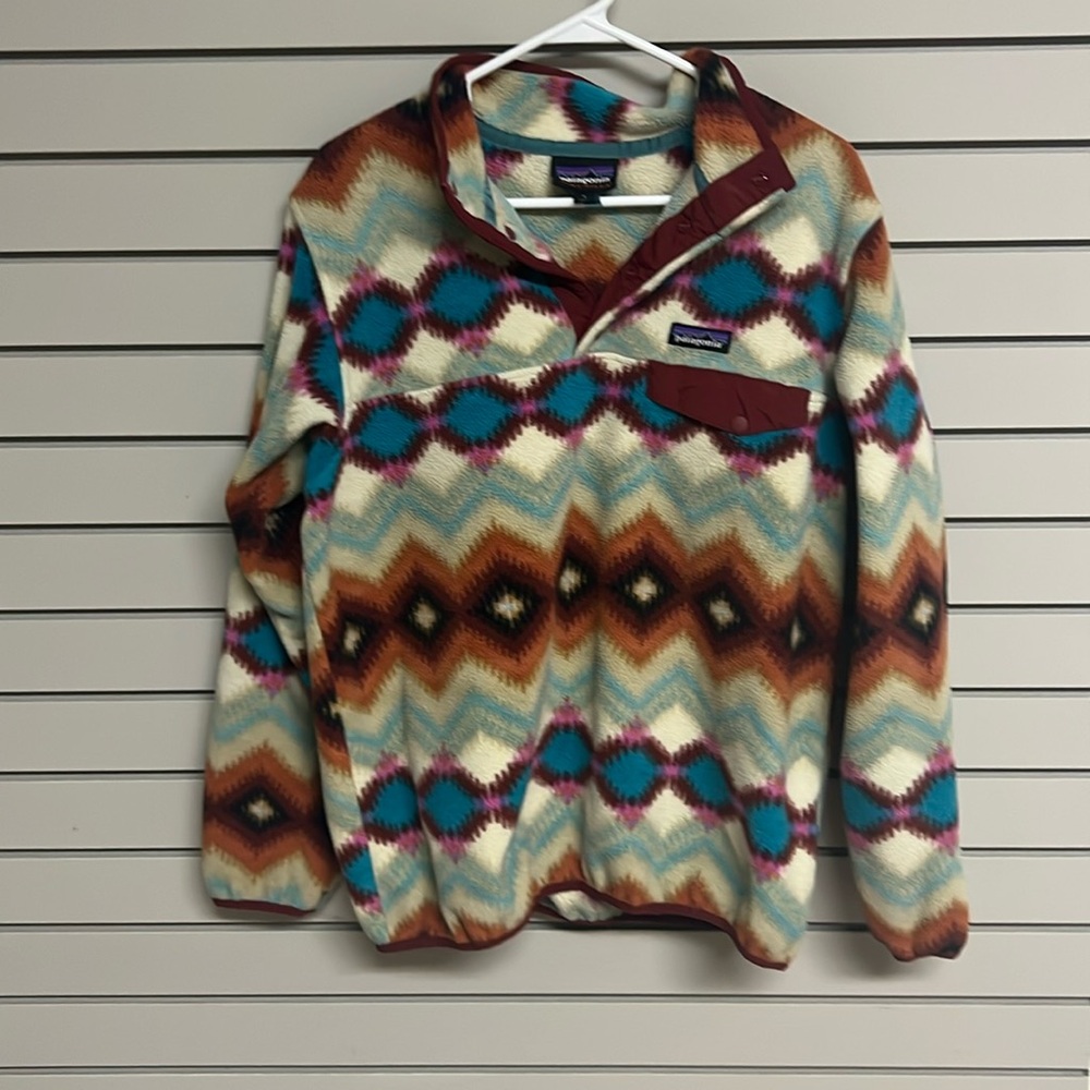 Patagonia women’s pullover